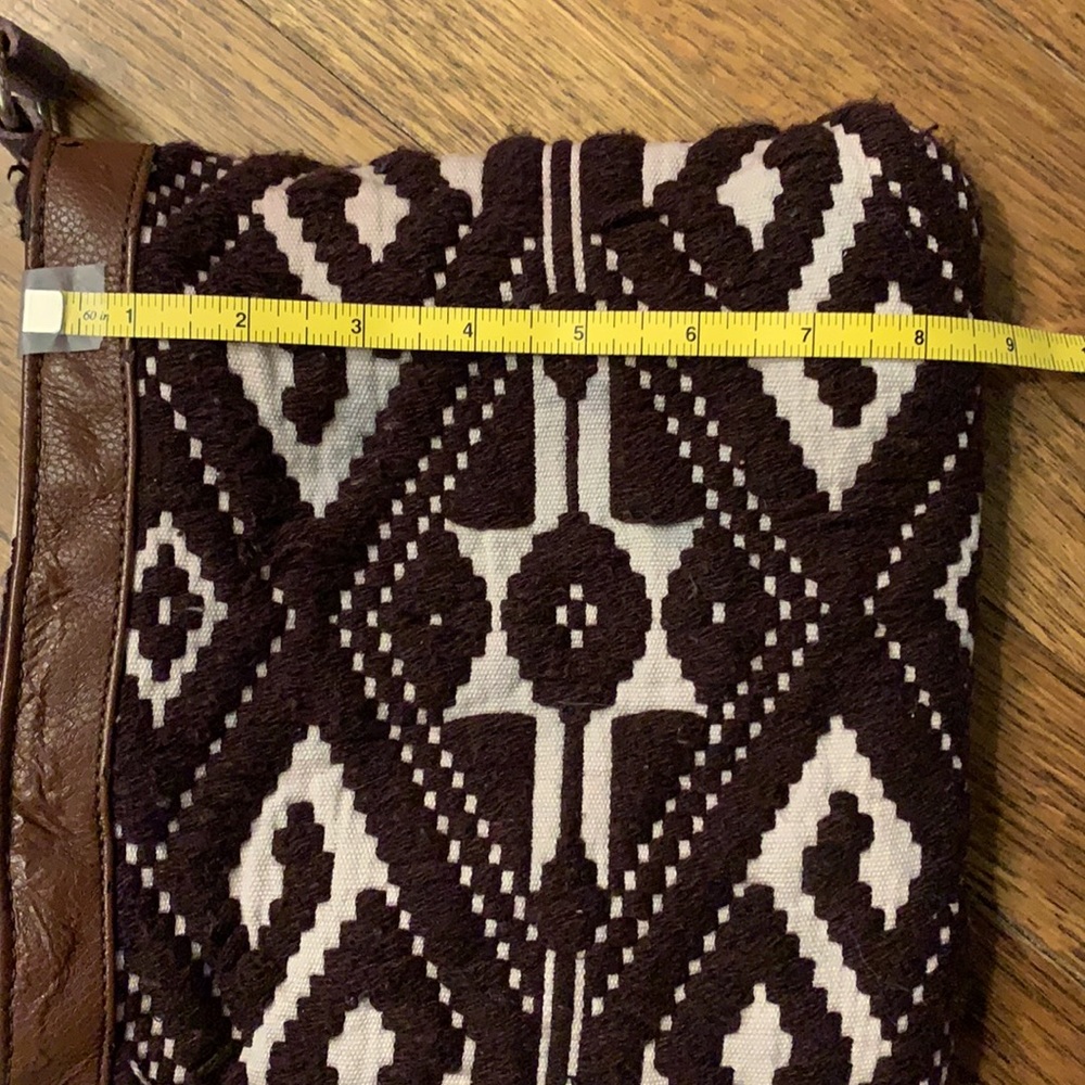 Quagga Aztec brown crossbody bag - Picture 10 of 12